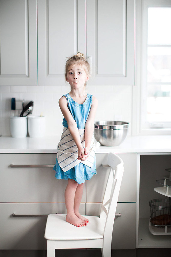 mother daughter baking session at home