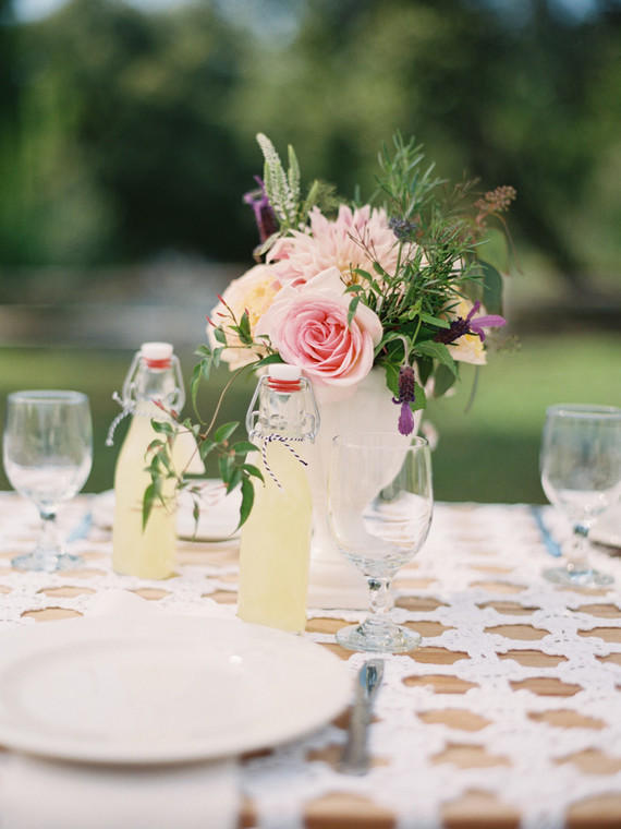 Lemonade wedding favors