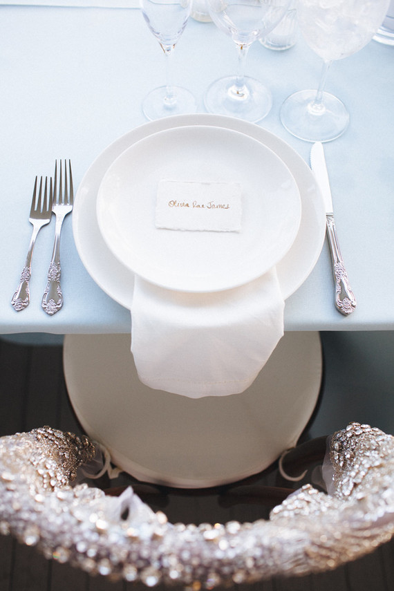 Simple elegant place setting Inspiration