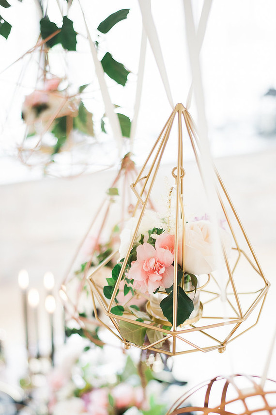 Geometric floral display