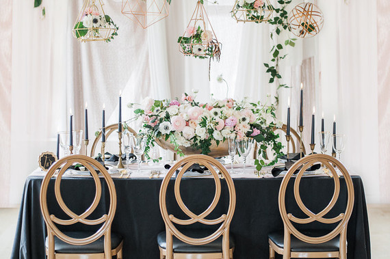 Romantic pink and black wedding decor