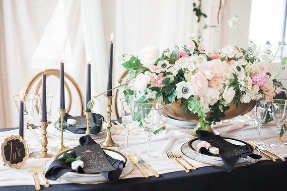 Romantic pink and black wedding decor