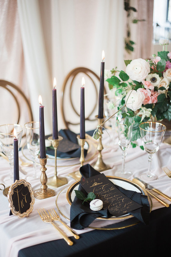 Romantic pink and black wedding decor