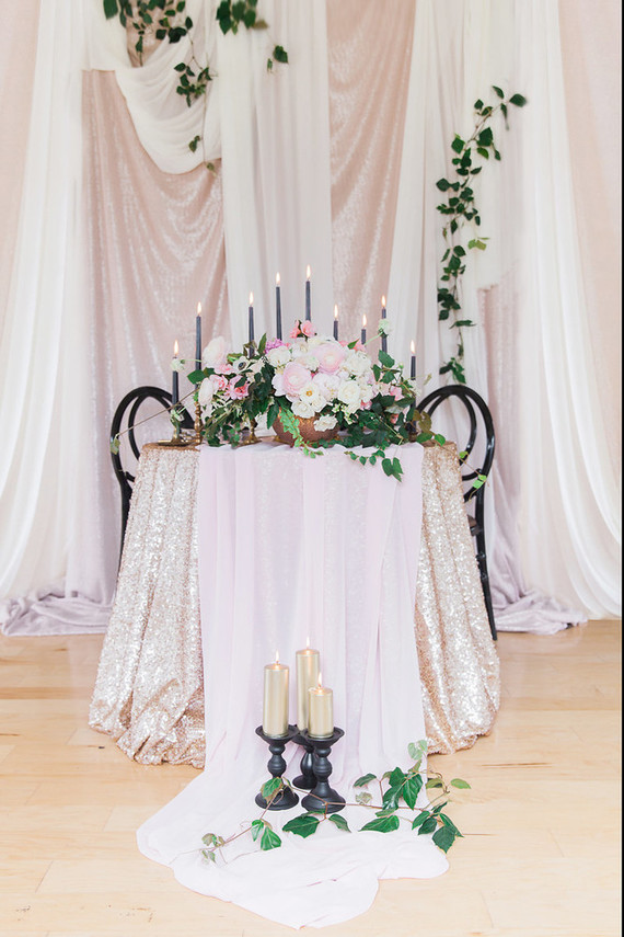 Romantic pink and black wedding decor
