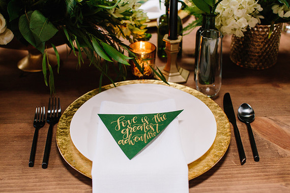 Green and white wedding ideas