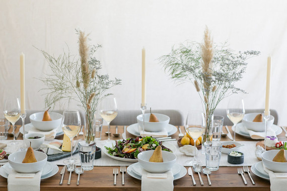 airy tablescape