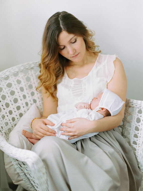 dreamy neutral newborn photos