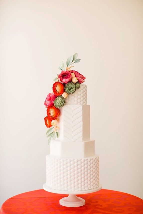 Modern wedding cake