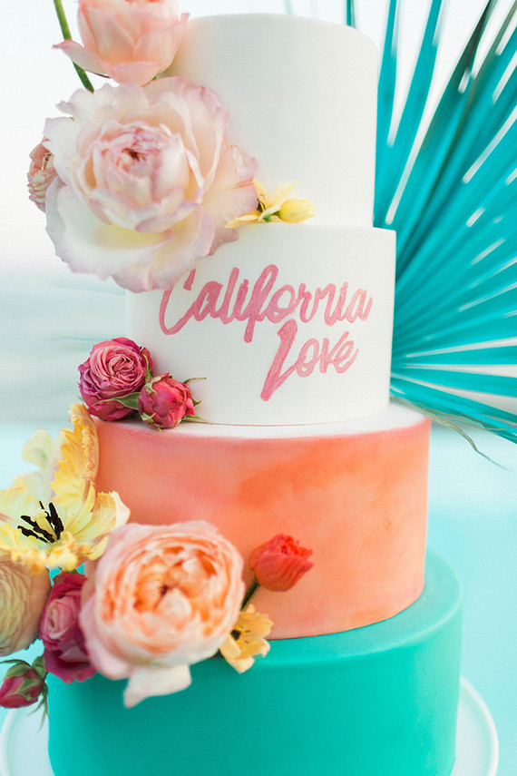 Tropical wedding cake