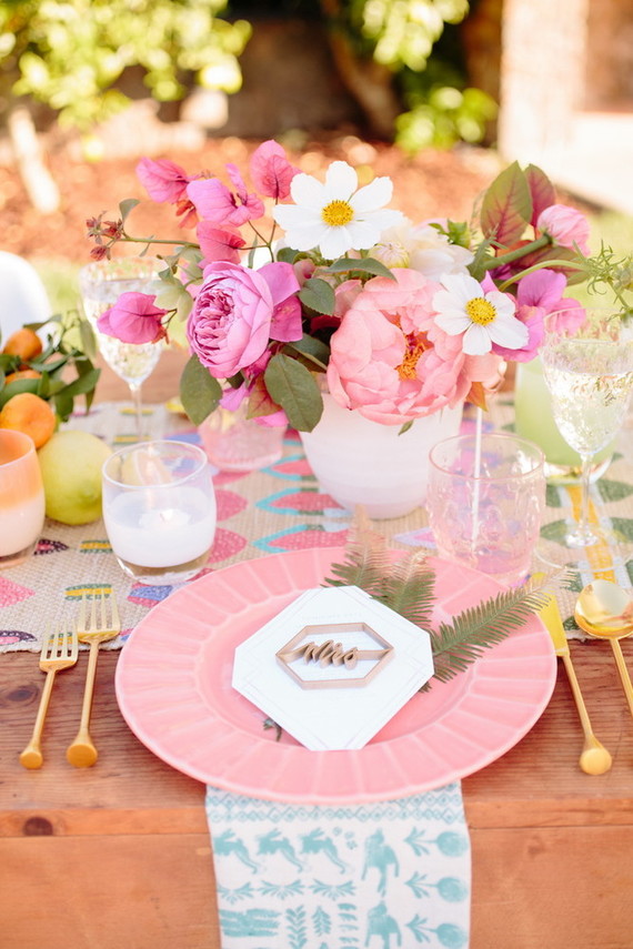 Modern summer place setting