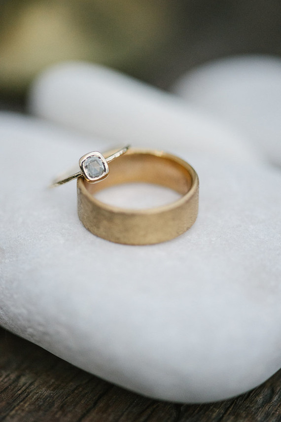 Modern wedding rings