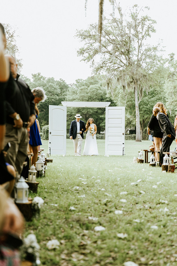 Outdoor Florida wedding