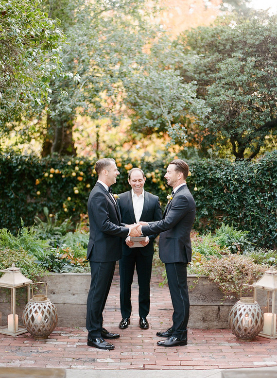 Fall wedding ceremony