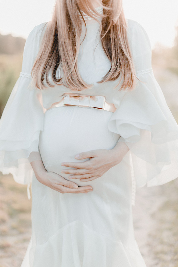 all white bohemian maternity photos