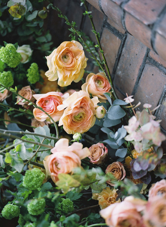 Spring wedding florals