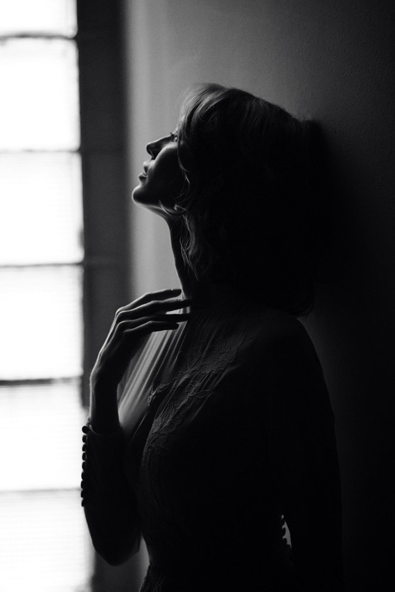 Black and white wedding portraits