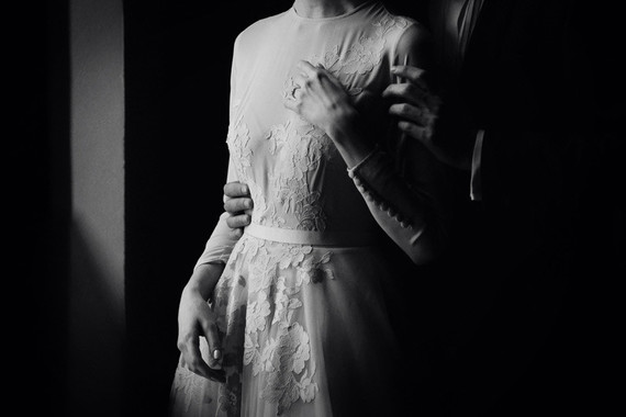 Black and white wedding portraits