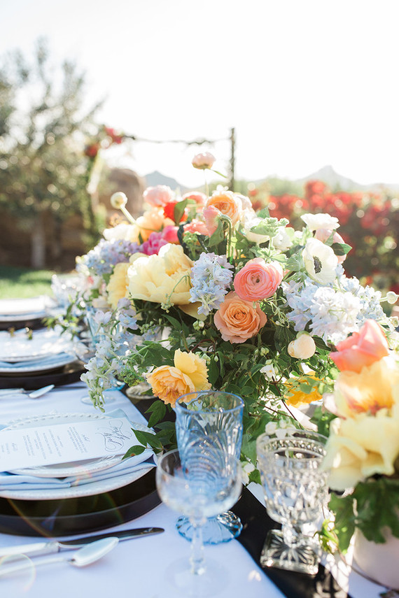 Summer wedding decor
