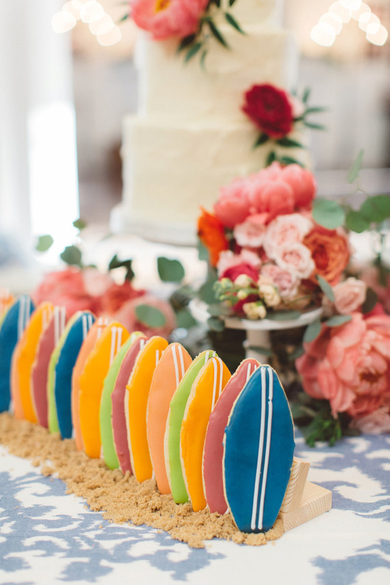 Surfboard cookies