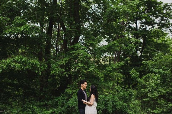 simple farmhouse maternity photos
