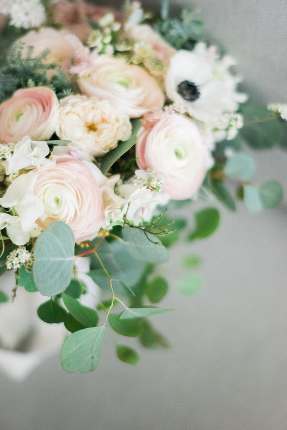 blush bridal bouquet