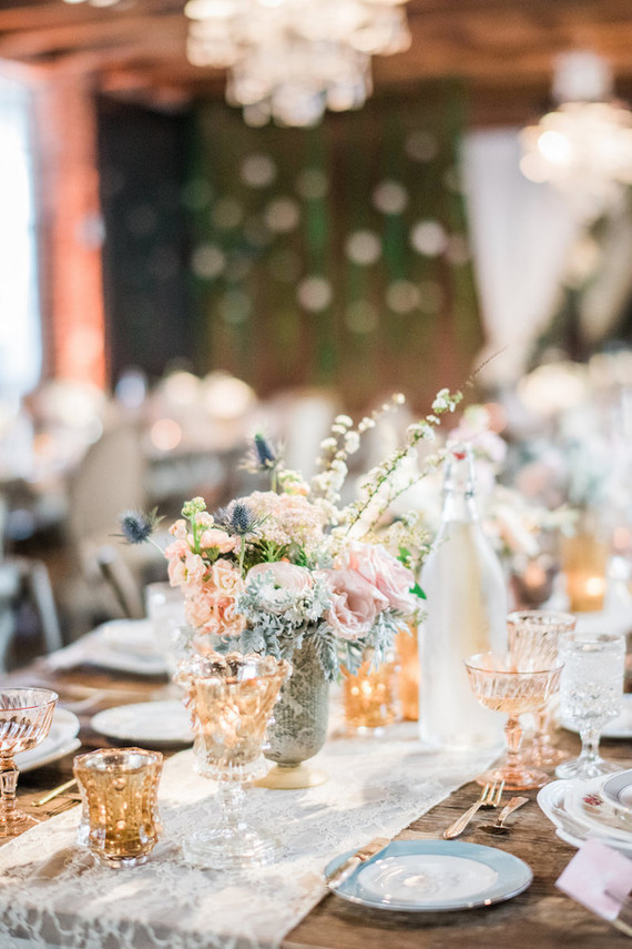 vintage reception decor