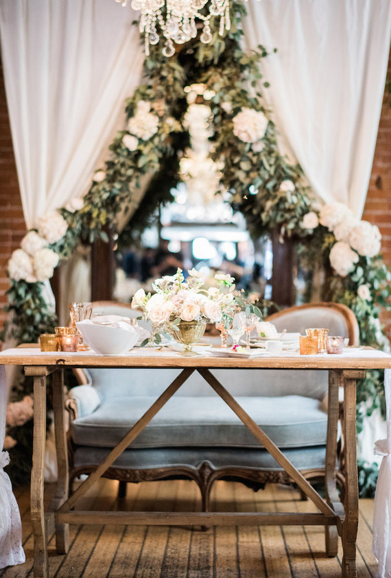 vintage reception decor