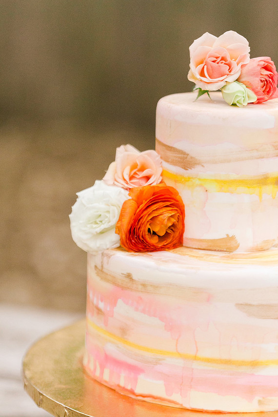 peach wedding cake