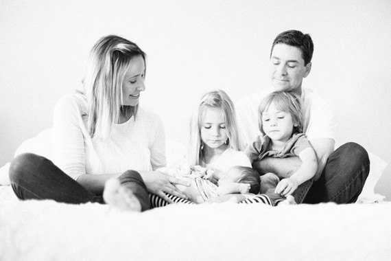 Natural light family newborn photos
