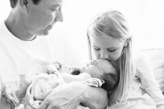 Natural light family newborn photos