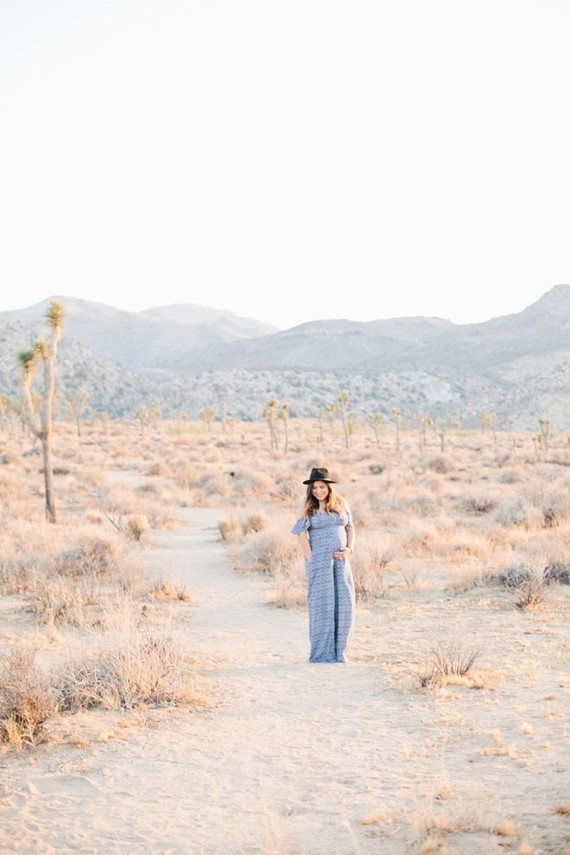 Joshua Tree maternity photos