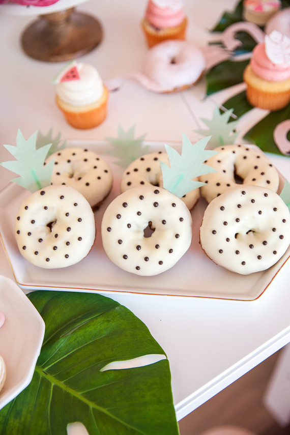 pineapple donuts