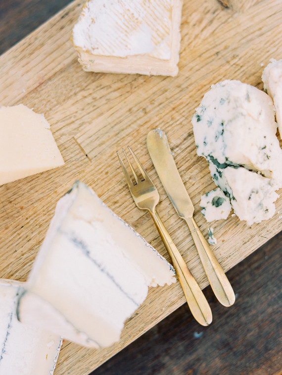 elegant cheeseboard