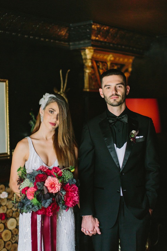 black and gold fall wedding ideas