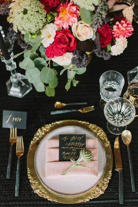 black and gold fall wedding ideas