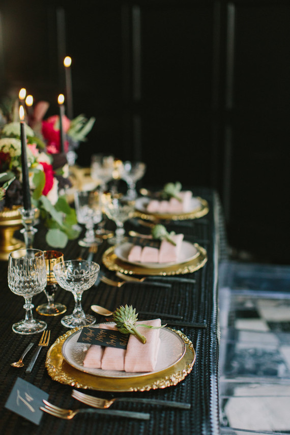 black and gold fall wedding ideas