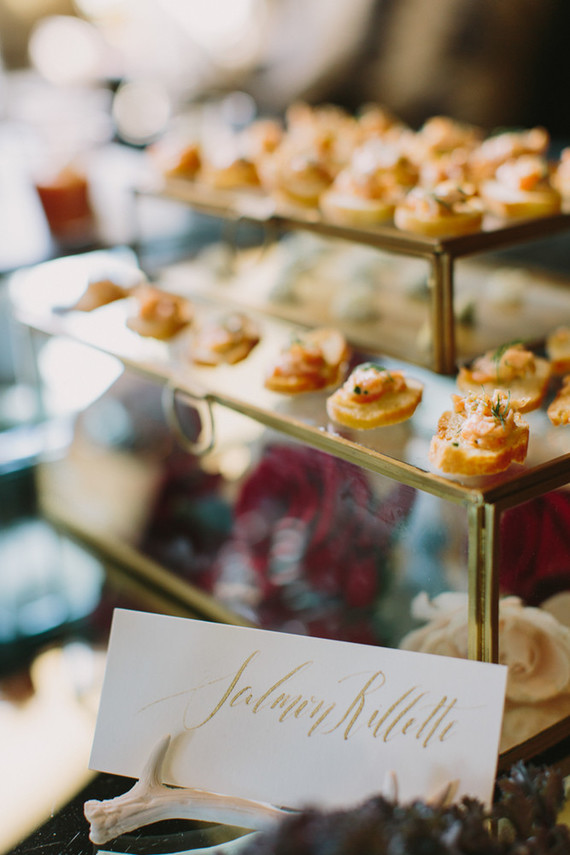 black and gold fall wedding ideas