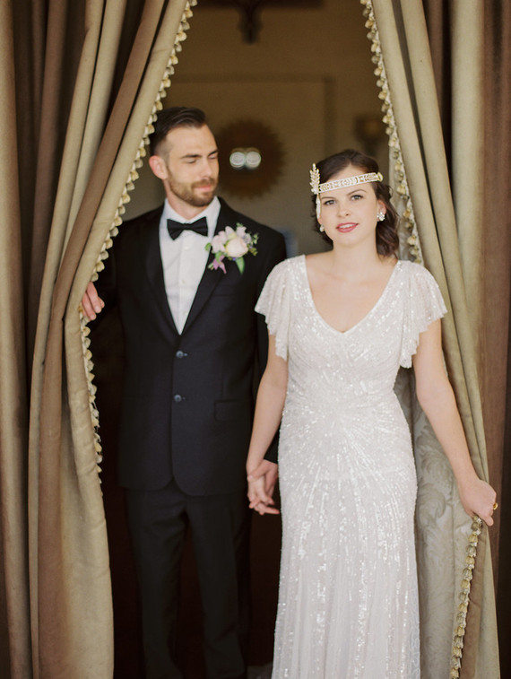 Great Gatsby inspired wedding portraits