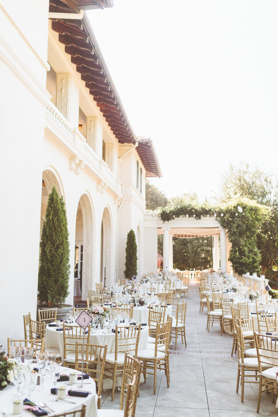 Modern pink and blue wedding tables