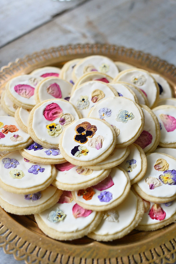 floral cookies