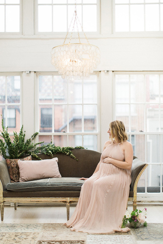 romantic formal maternity photos