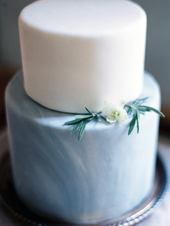 Modern blue and white marbled cake