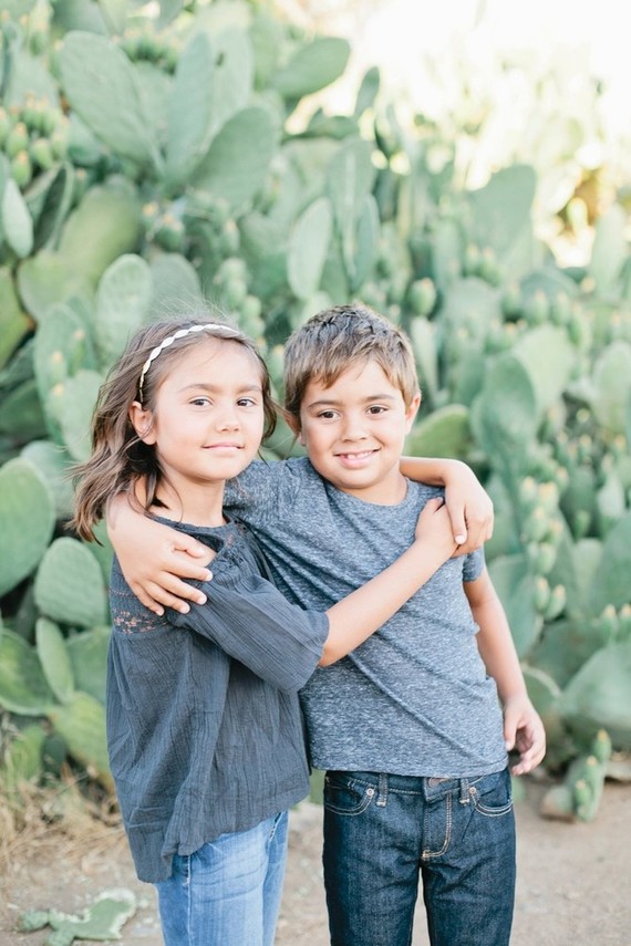 mama and four kids lifestyle session