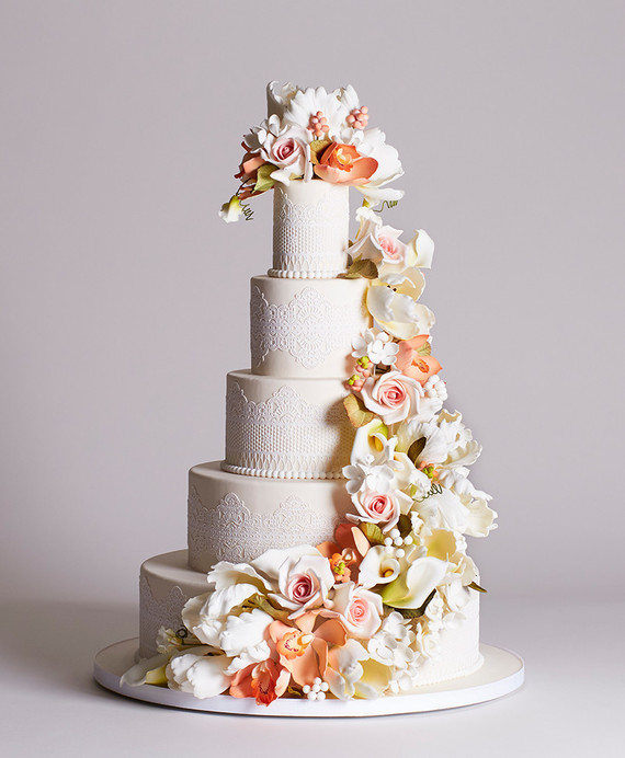 Modern wedding cake