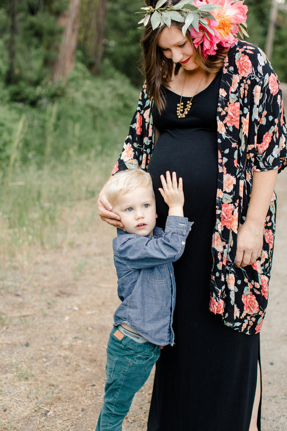 Rustic fall family maternity photos