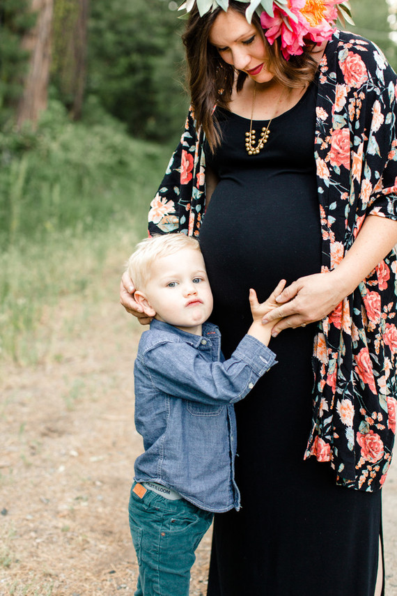 Rustic fall family maternity photos