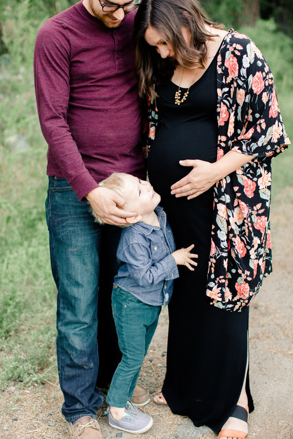 Rustic fall family maternity photos