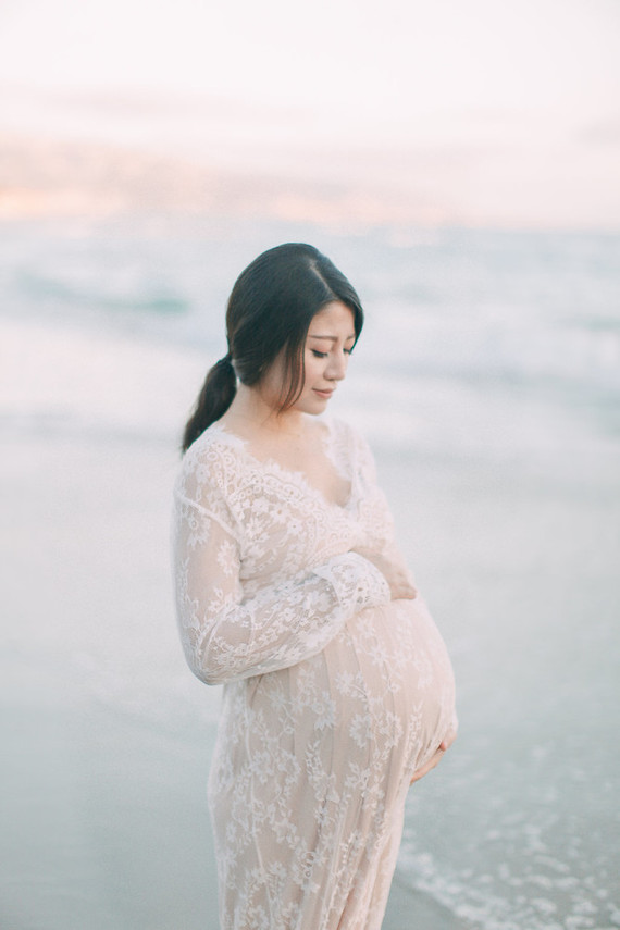 romantic laguna beach maternity photos