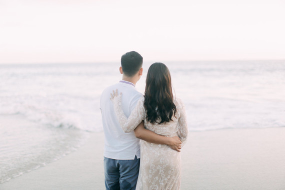 romantic laguna beach maternity photos