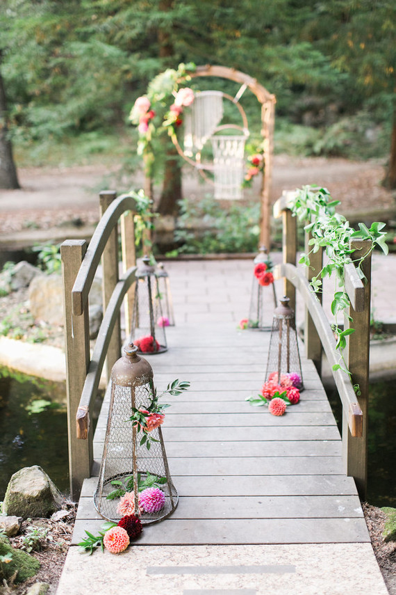 Bohemian wedding decor